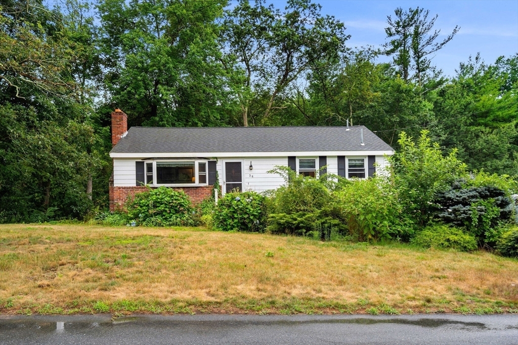 Property Photo: 54 Delwood Rd MA 01876