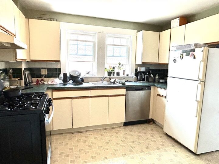 Property Photo: 27-29 Edenfield 2 MA 02472