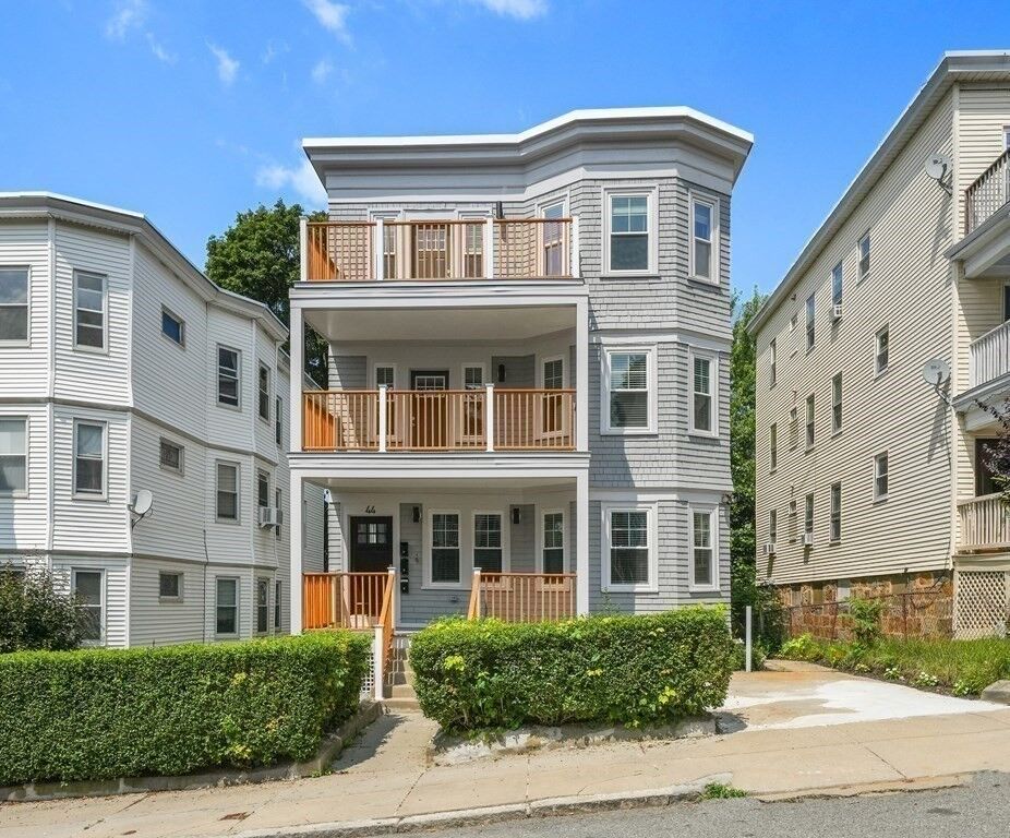 Property Photo: 44 Iffley Road #3 MA 02130