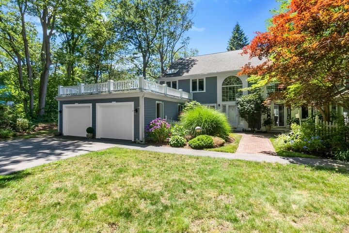 Property Photo:  18 Hawkswood Ests 18  MA 01913 