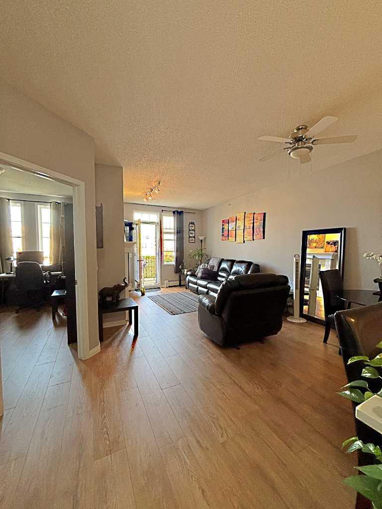 Property Photo: 14645 6 Street SW 4413 AB T2Y 3Y1