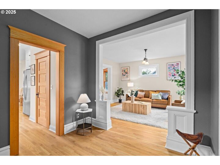 Property Photo: 4326 NE 6th Ave OR 97211