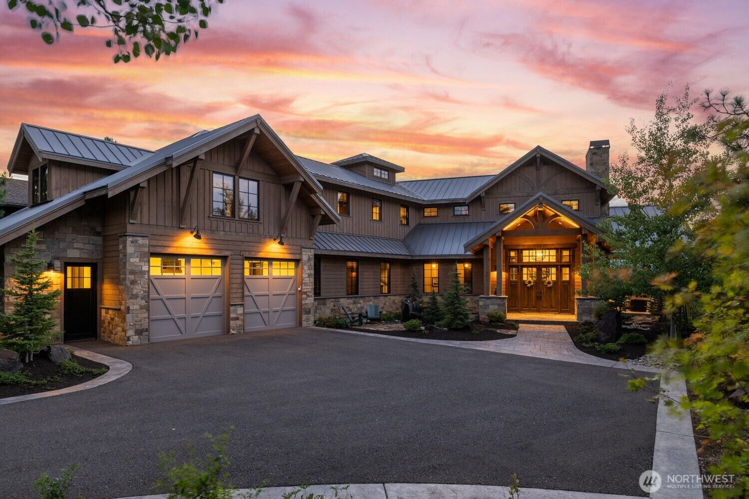 Property Photo:  301  Big Hill Drive  WA 98922 