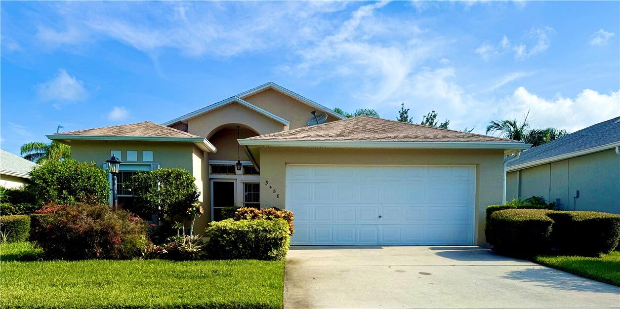 Property Photo: 3488 63rd Square FL 32966