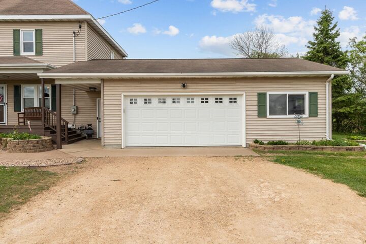 Property Photo: W12370 Swamp Road WI 54950-9149