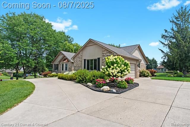 Property Photo: 17835 Maple Hill Drive MI 48168