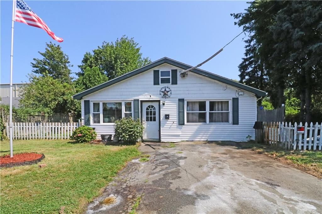 Property Photo: 10 Woolsey Road RI 02842