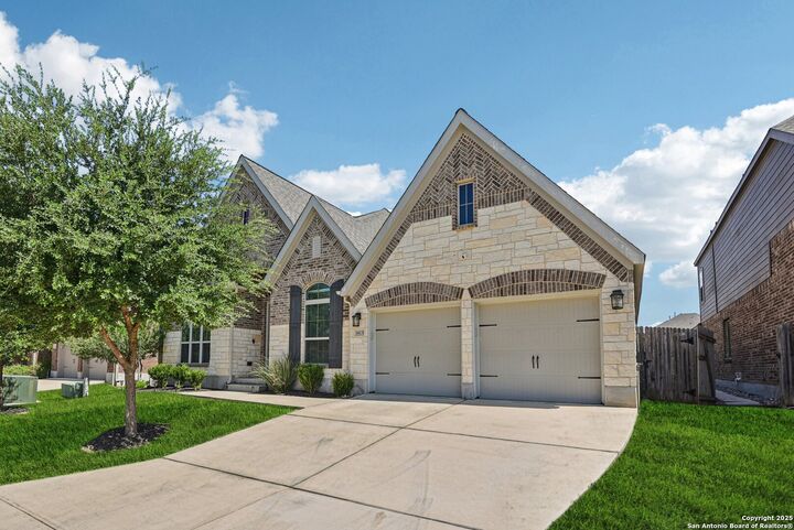 Property Photo: 14231 Shetland Way TX 78254