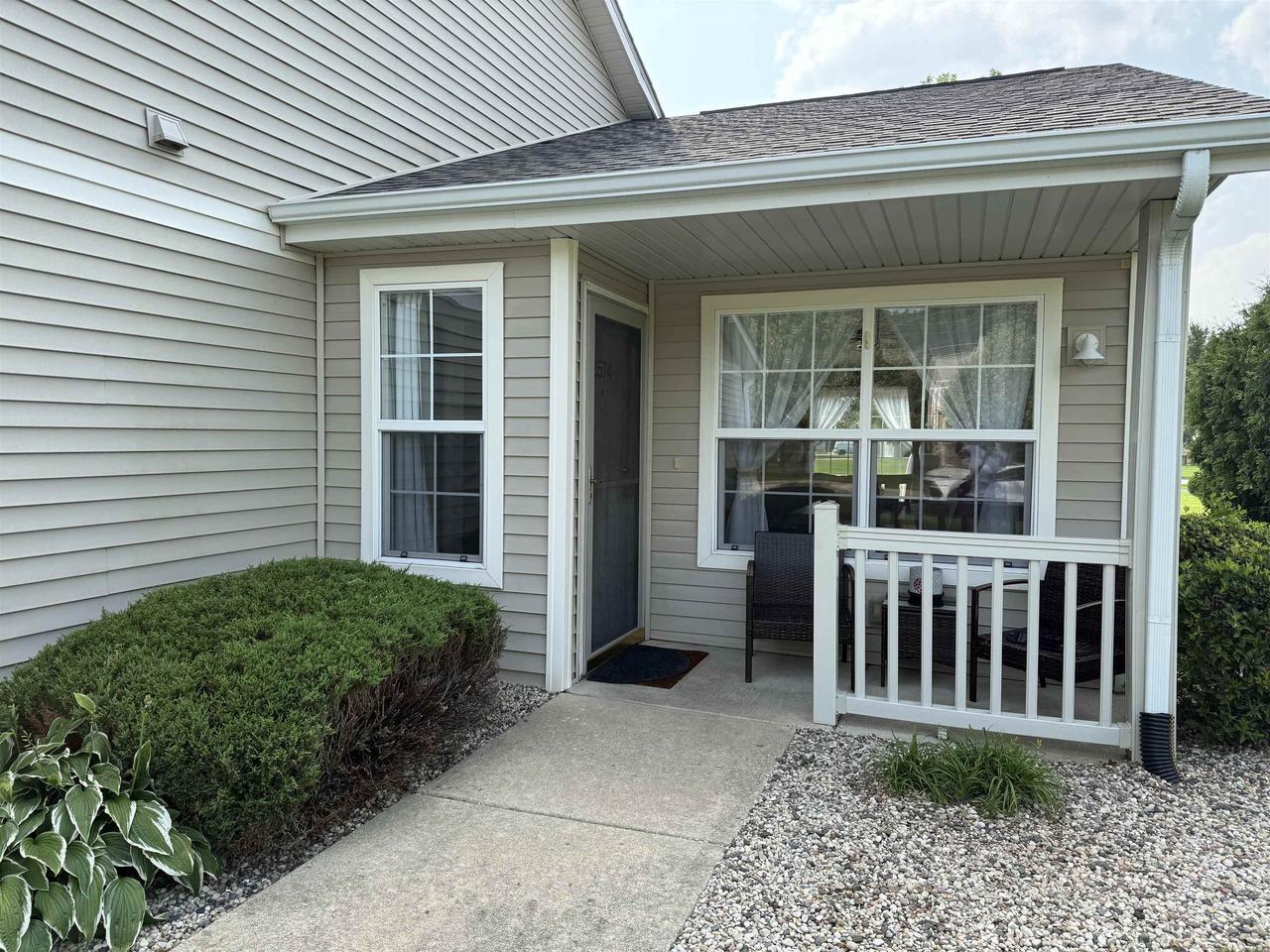 Property Photo: 2574 Edgewood Drive WI 53511