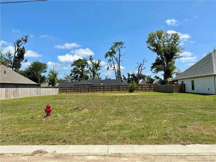 Property Photo:  0 E Aubrianna Lane E  LA 70663 