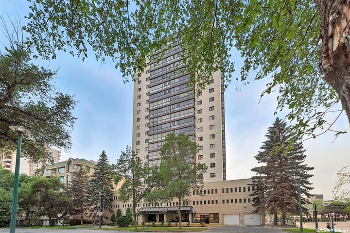 Property Photo: 315 5th Avenue N 601 SK S7K 2P4