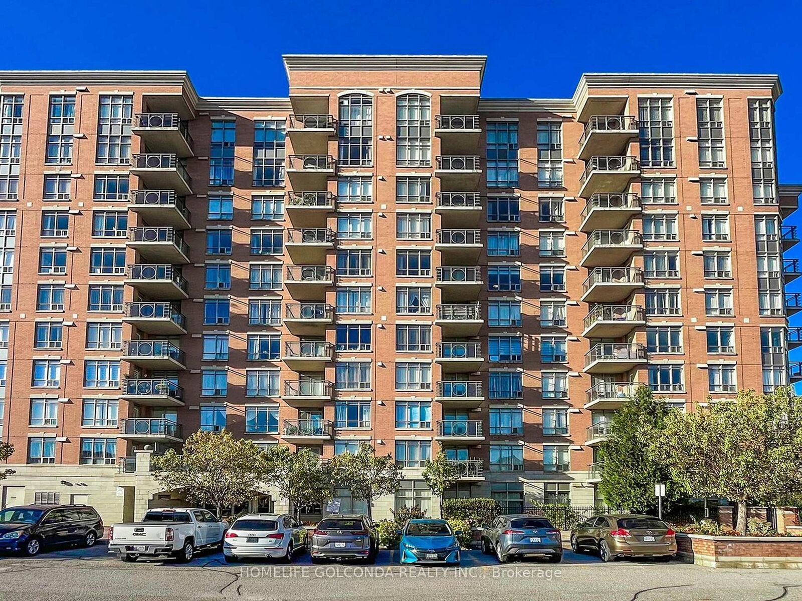Property Photo:  130 Pond Drive 102  ON L3T 7W5 