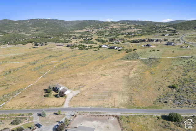 Property Photo: 725 Redden Rd UT 84098