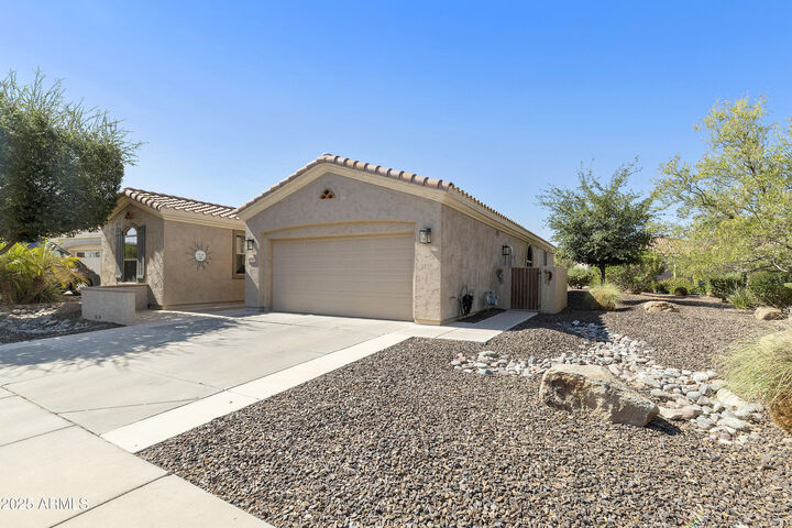 Property Photo:  4081 E Sourwood Drive  AZ 85298 