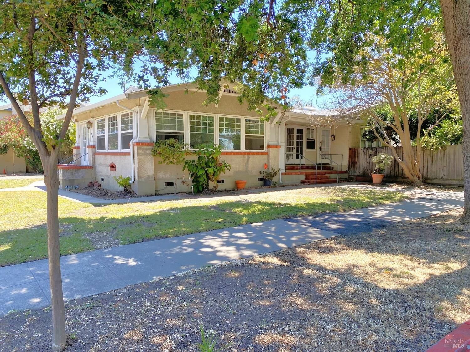 Property Photo:  745 Jackson Street  CA 94533 