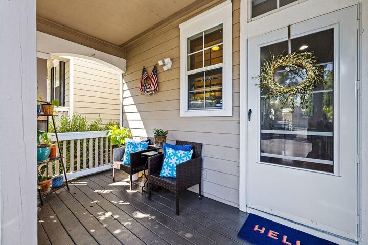 Property Photo:  221 Preston Court  CA 94952 