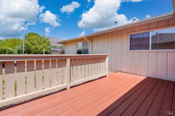 Property Photo: 8927 Oak Trail Drive CA 95409