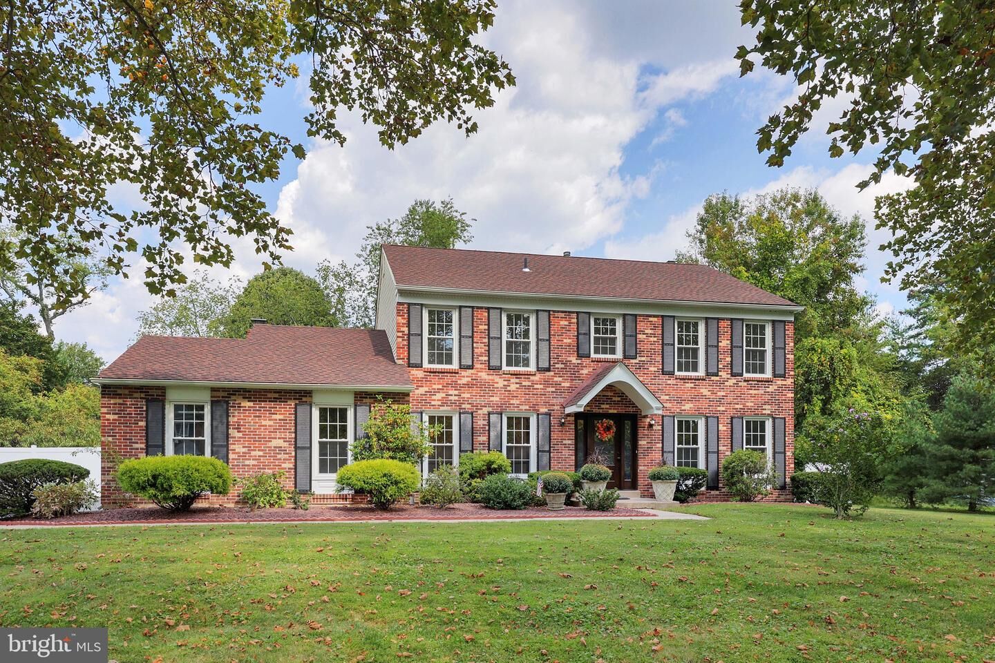 Property Photo: 16 Hamilton Court NJ 08648