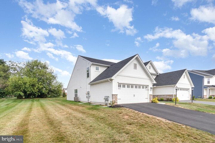 Property Photo: 13 Shillington Lane PA 17013