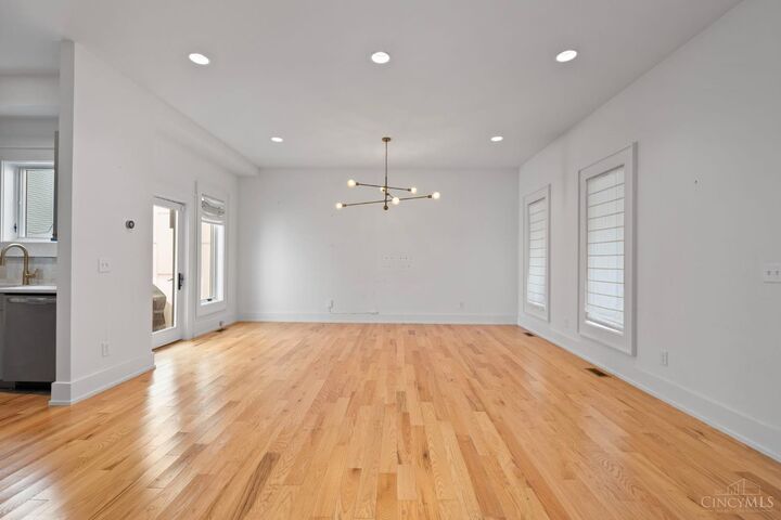 Property Photo:  1325 Knowlton Street  OH 45223 