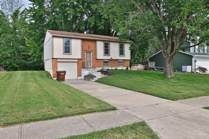 Property Photo:  4569 Eldywood Lane  OH 45103 
