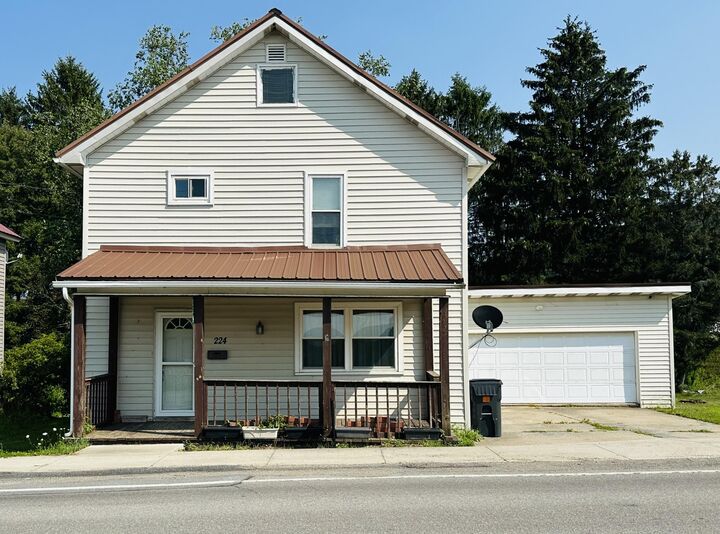 224 Bradford St  Reynoldsville PA 15851 photo