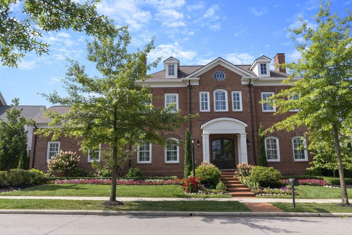 Property Photo:  6983 Hanbys Loop  OH 43054 