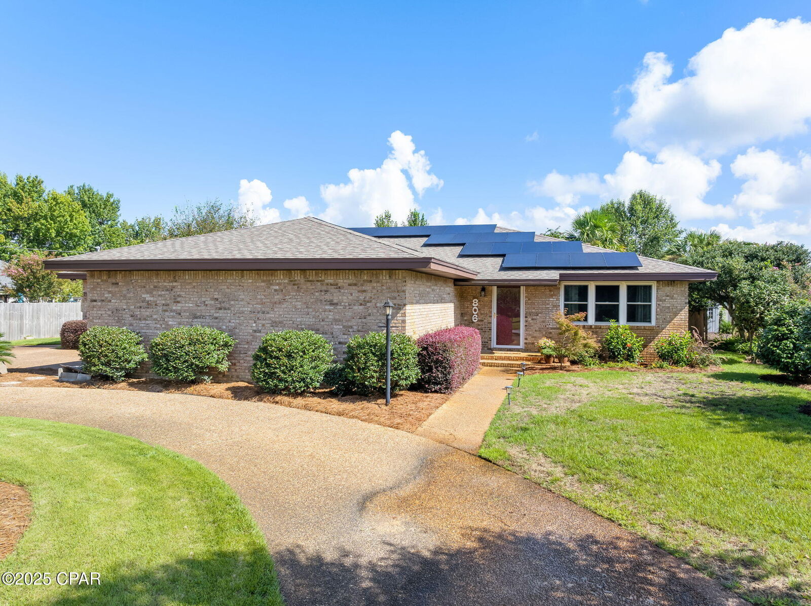Property Photo:  806 S Longwood Circle  FL 32405 