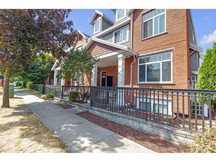 Property Photo: 13971 64 Avenue BC V3W 1Y7