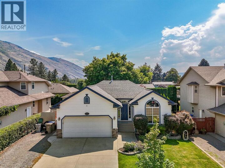 625 McCurrach Place  Kamloops BC V2B 8R1 photo