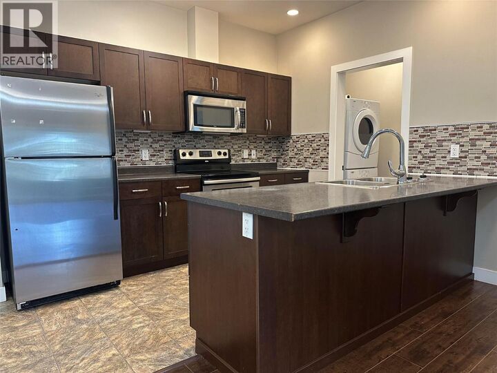 Property Photo: 5170 Dallas Drive 504 BC V2C 0C7