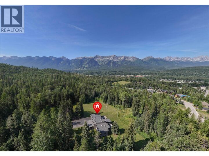 Property Photo: 105 Castle Mountain Road BC V0B 1M4