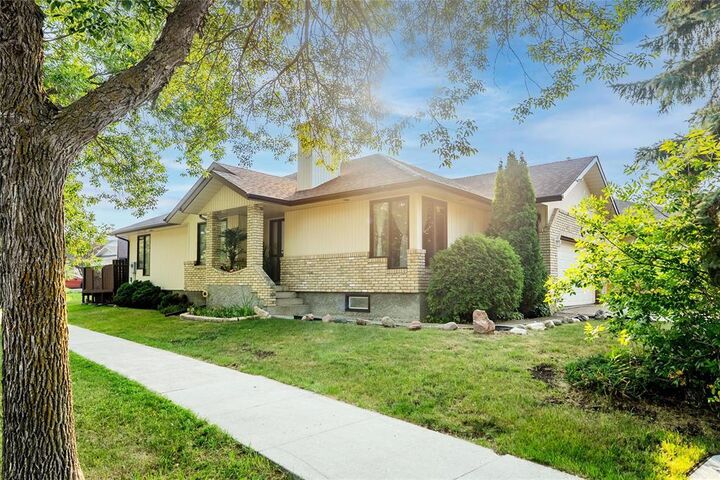 Photo de la propriété: 72 Sandalwood Crescent MB R2V 3V5