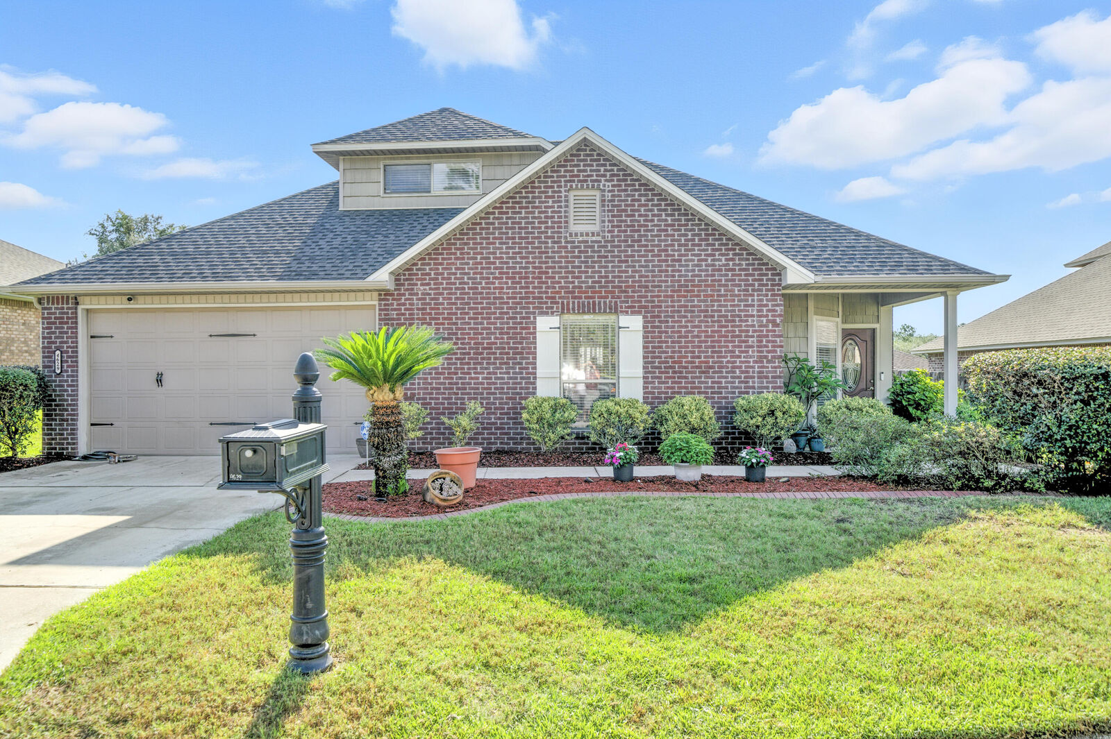 Property Photo:  4629 Hermosa Road  FL 32539 