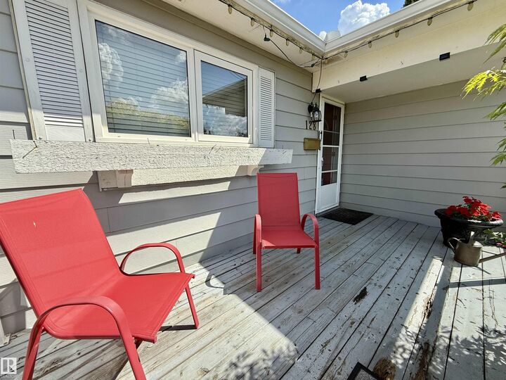 Property Photo: 128 Warwick Road NW AB T5Y 4P8