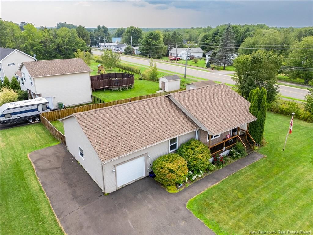 Property Photo:  2 Hallihan Drive  NB E2V 0C1 