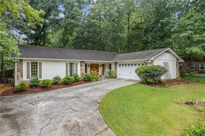 Property Photo:  3330 Creek Hollow Drive  GA 30062 