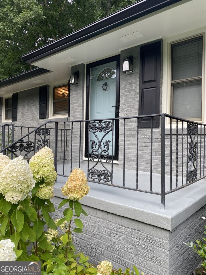 2772 S Clark Drive  Atlanta GA 30344 photo