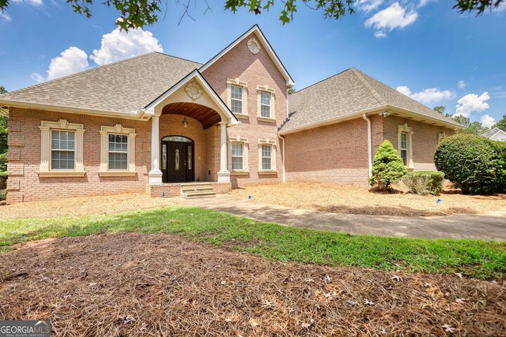 Property Photo: 205 Tabor Forest Drive GA 30054