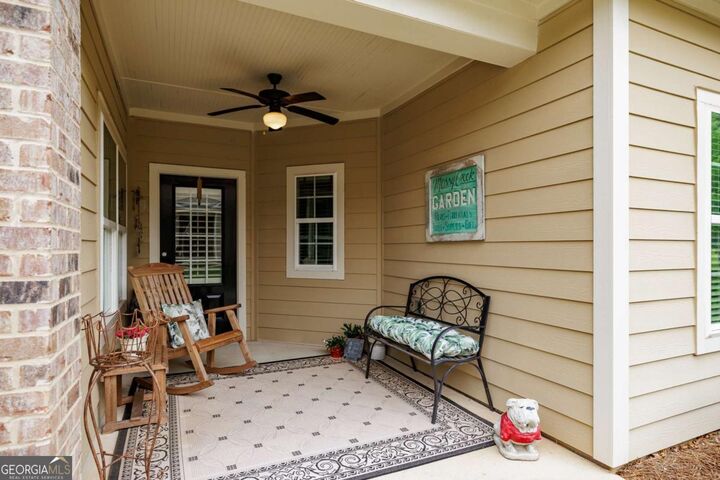 Property Photo: 1485 Orchard Circle 2B GA 30677