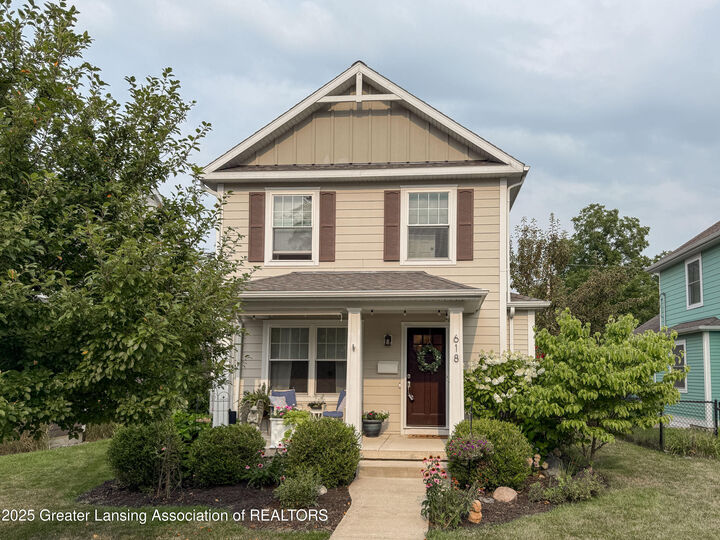 Property Photo:  618 Virginia Avenue  MI 48823 