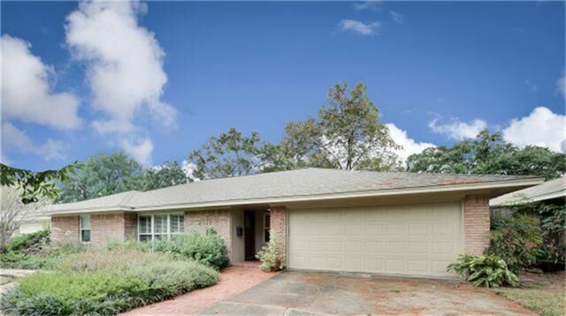 Property Photo: 4517 Tonawanda Drive TX 77035