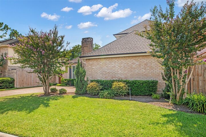 Property Photo: 1246 Trace Drive TX 77077