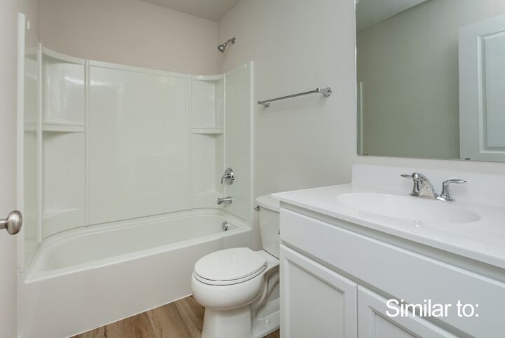 Property Photo: 4316 Grover Woods Lane IA 50317