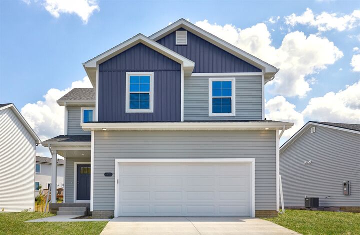 4401 Honey Bee Ridge  Des Moines IA 50317 photo