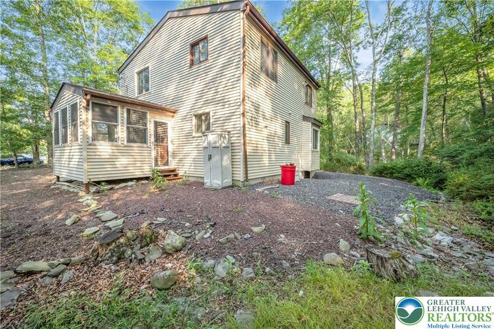 Property Photo: 114 Brentwood Drive PA 18324