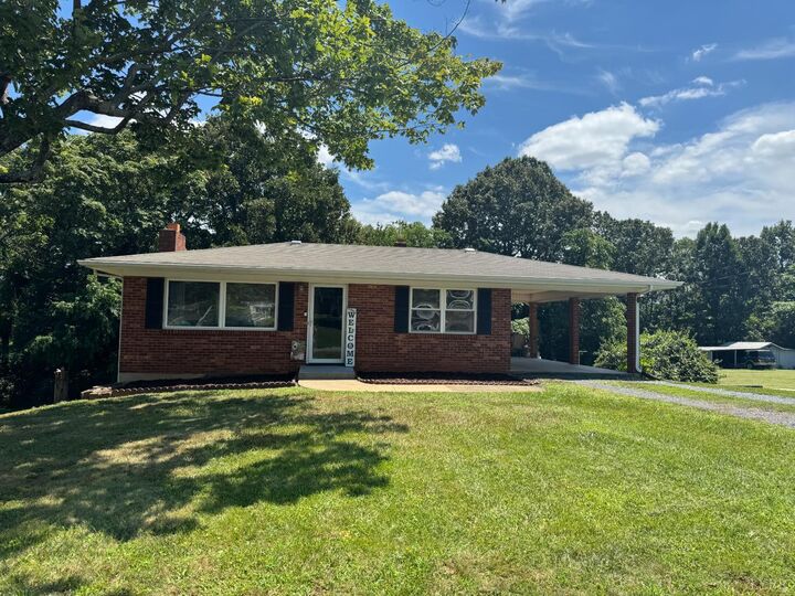 108 Hillside Road  Hurt VA 24563 photo