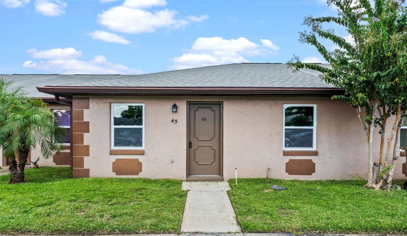 Property Photo: 45 Las Brisas Court FL 34743