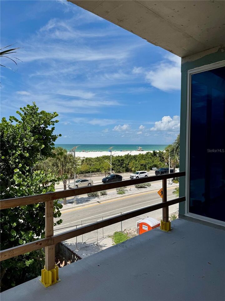 Property Photo:  343 Benjamin Franklin Drive  FL 34236 
