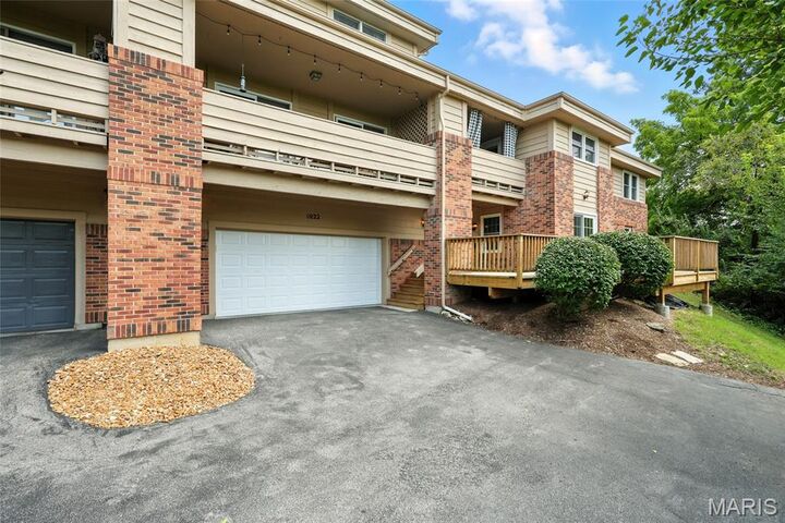 1022 Claytonbrook Drive  Ballwin MO 63011 photo
